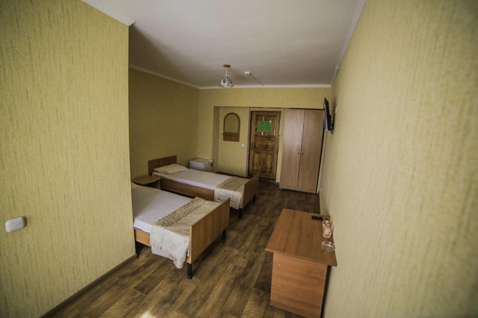Economy Hotel Zhyger Astana Exterior foto